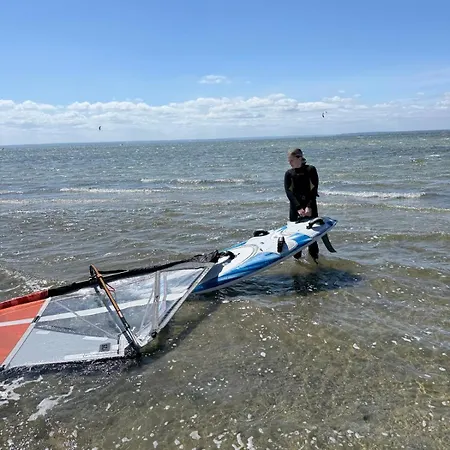 Kemp Hellohel Klimatyzowane Przyczepy Surf Kite Wind